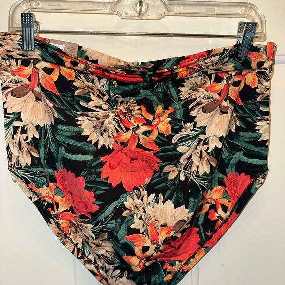 Cacique Floral Comfort Bliss Full Brief - Picture 5 of 5